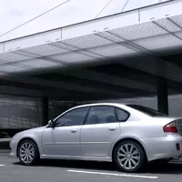Ptejte se Vavrise: Zábavný sedan na dlouhé cesty
