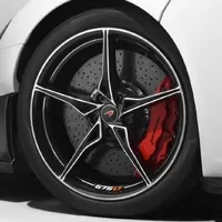 U McLarenu zase prodlužují ocasy...