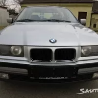 Autíčkář na lovu: Zábavný sedan za pár babek