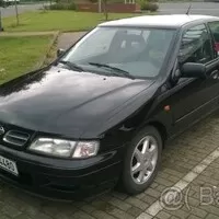 Autíčkář na lovu: Zábavný sedan za pár babek