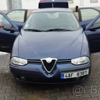 Autíčkář na lovu: Zábavný sedan za pár babek