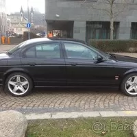 Autíčkář na lovu: Supersedany za babku