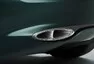 První vlaštovky ze Ženevy: Bentley pro dva, vysmátý Passat a dieselelektrické Audi