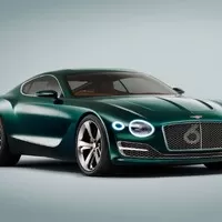 První vlaštovky ze Ženevy: Bentley pro dva, vysmátý Passat a dieselelektrické Audi