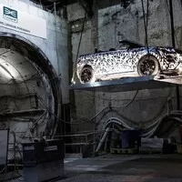 První vlaštovky ze Ženevy: Bentley pro dva, vysmátý Passat a dieselelektrické Audi