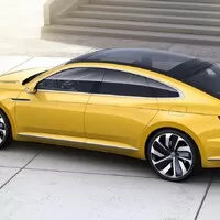 První vlaštovky ze Ženevy: Bentley pro dva, vysmátý Passat a dieselelektrické Audi