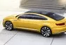 První vlaštovky ze Ženevy: Bentley pro dva, vysmátý Passat a dieselelektrické Audi