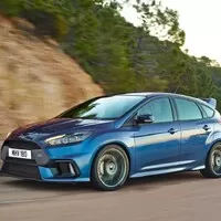 Autíčkářův týden: O Fordu, Hondě, Nordschleife a hothatchích.