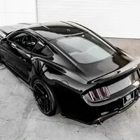 Galpin Fisker Rocket: Zlý, zlý, karbonový Mustang