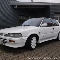 Autíčkář na lovu: Toyota speciál