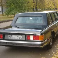 ZIL-41052: Vůdcem Ruska snadno a rychle?