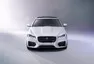 Jaguar XF jede po lanech!