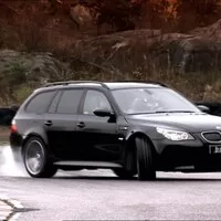 Autíčkář se ptá: benzínová hlava na mateřské