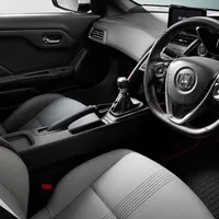 Honda S660: Návrat sportovních kei cars?