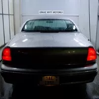 Chrysler LHS: O životě s levným sedanem a racionalitě v automobilovém průmyslu