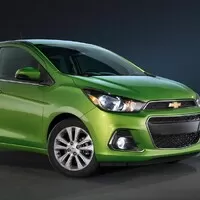 Autíčkářův týden: O Chevroletech, kopírování, Fiskeru a luxusních pickupech