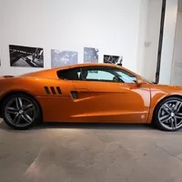 Proporčně se celý koncept blíží nejvíce svému dárci orgánů, tedy Audi R8.
