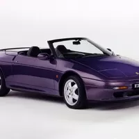 Bazarový snílek: Lotus Elan M100 - ve špatný čas, na špatném místě
