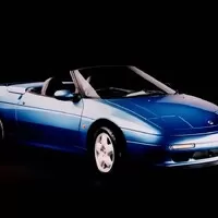 Bazarový snílek: Lotus Elan M100 - ve špatný čas, na špatném místě