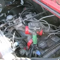 Motor vzadu..