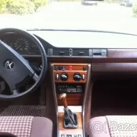 Bazarový snílek: Naftový Mercedes