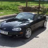 Autíčkář na lovu: Mazda MX-5