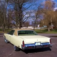 Chrysler od korunky aneb jak se jezdí s křižníkem