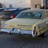 Chrysler od korunky aneb jak se jezdí s křižníkem