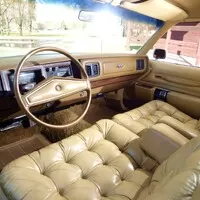 Chrysler od korunky aneb jak se jezdí s křižníkem