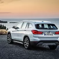 BMW X1: Nafouklé Mini!