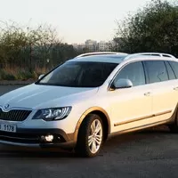 Škoda Superb 2.0 TDI Outdoor: Sen českého tatíka?