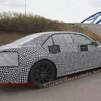 Maskovaný Lincoln Continental vyfocen!