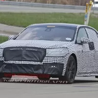Maskovaný Lincoln Continental vyfocen!