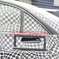 Maskovaný Lincoln Continental vyfocen!