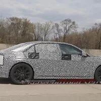 Maskovaný Lincoln Continental vyfocen!