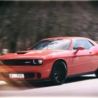 Dodge Challenger SRT Hellcat: Pekelný mazlík