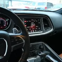 Dodge Challenger SRT Hellcat: Pekelný mazlík