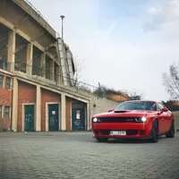 Dodge Challenger SRT Hellcat: Pekelný mazlík