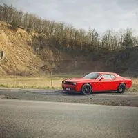 Dodge Challenger SRT Hellcat: Pekelný mazlík
