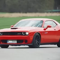 Dodge Challenger SRT Hellcat: Pekelný mazlík