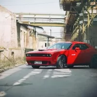 Dodge Challenger SRT Hellcat: Pekelný mazlík