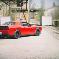 Dodge Challenger SRT Hellcat: Pekelný mazlík