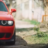 Dodge Challenger SRT Hellcat: Pekelný mazlík