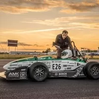 Rekord zrychlení 0-100 km/h pokořen. Stačilo k tomu 100kw!