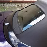 Lepený spoj hravě odolává pnutí střechy i nepřízni počasí.