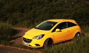Recenze & testy: Opel Corsa 1.0 Turbo: Starý pes, nové kousky