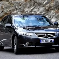 Ptejte se Vojty: Auto s gulami, aneb Alfu, Hondu, Jaguar nebo něco úplně jiného?