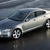 Ptejte se Vojty: Auto s gulami, aneb Alfu, Hondu, Jaguar nebo něco úplně jiného?