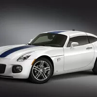 Pontiac Solstice GXP: Kapesní Corvette nebo Miata s koulema?