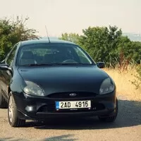 Ford Puma aneb jak se maličké kupé rodinným vozem státi může